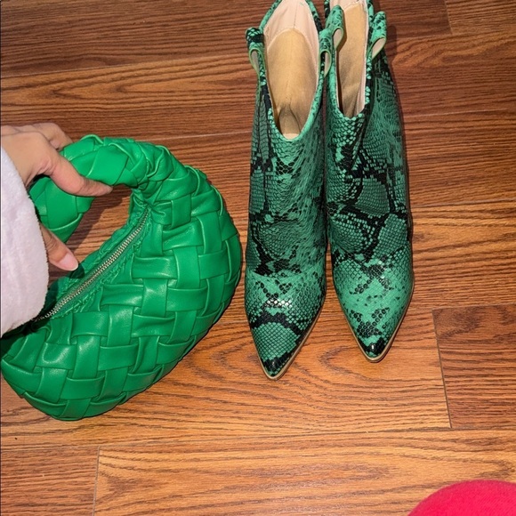 Moss Lola Shoes - Boots & Purse Bundle